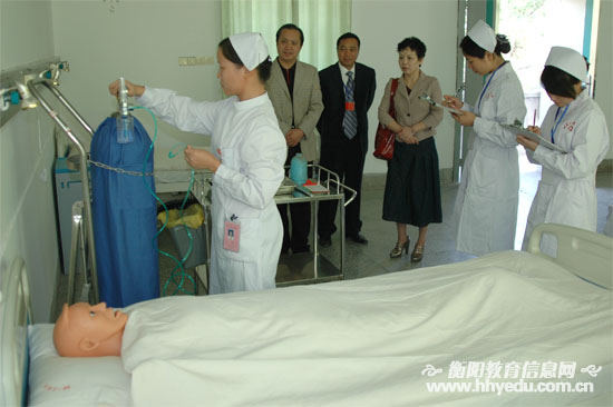 重庆最好的护士学校-重庆高职院校