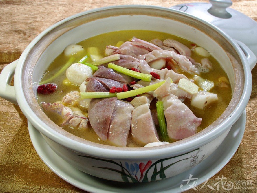 广州鸿厨猪肚煲鸡培训猪肚煲鸡的做法